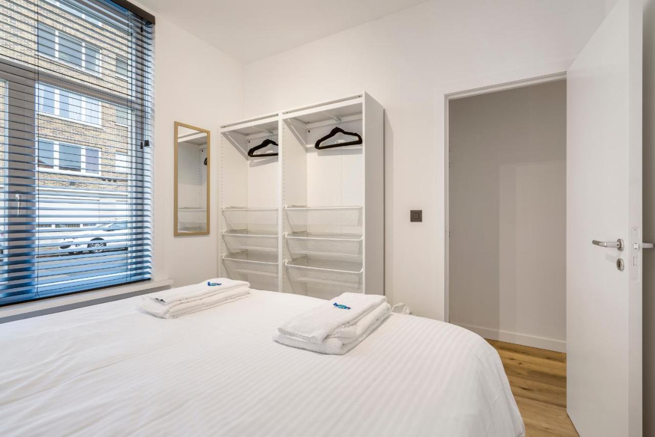 Appartement Cosy, Furnished & Renovated Flat With Outside Lounge Gent